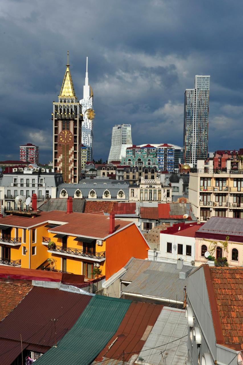 Old Garden Hotel Batumi Esterno foto